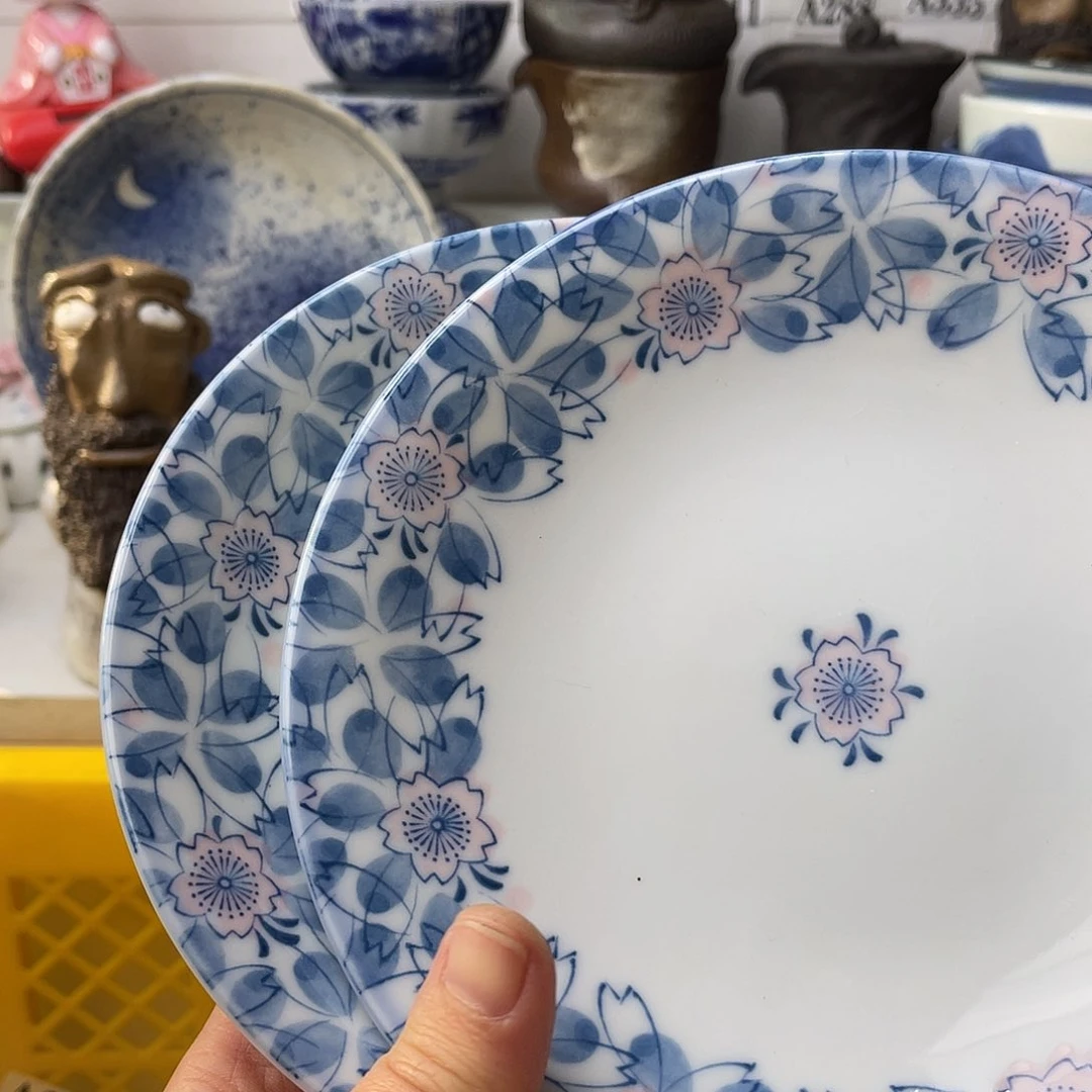 瓷片上**水哈哈哈我在床前哭一个人