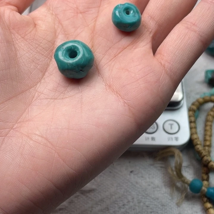 吉****）纳菲粉丝福利扣子