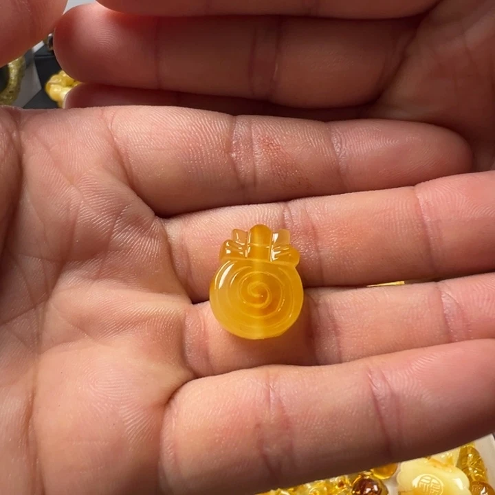 未镶嵌颈饰蜜蜡蜜蜡糖果吊坠