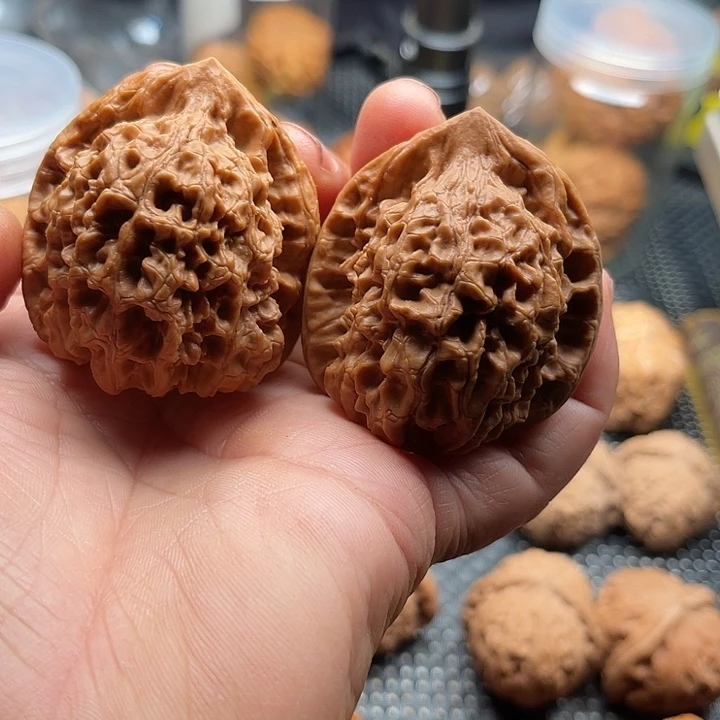 远***把件桃核特价核桃