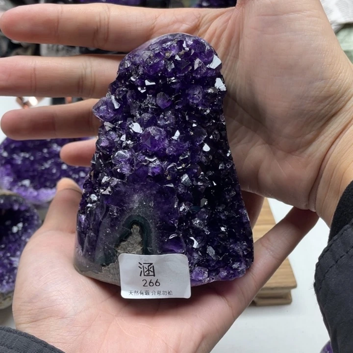 未镶嵌大型摆件（非配饰）紫晶