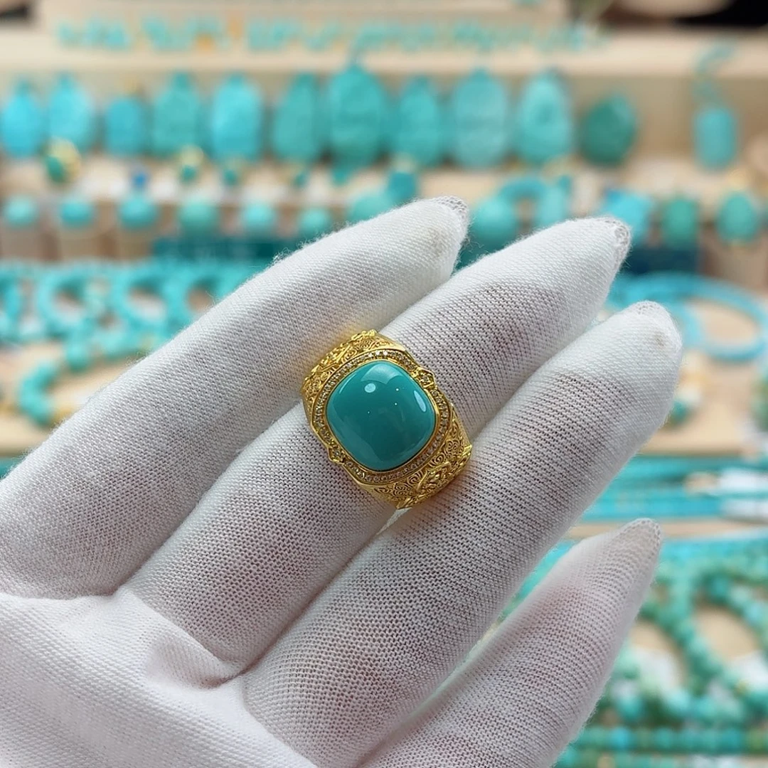 绿松石18K金镶嵌珠宝奇石