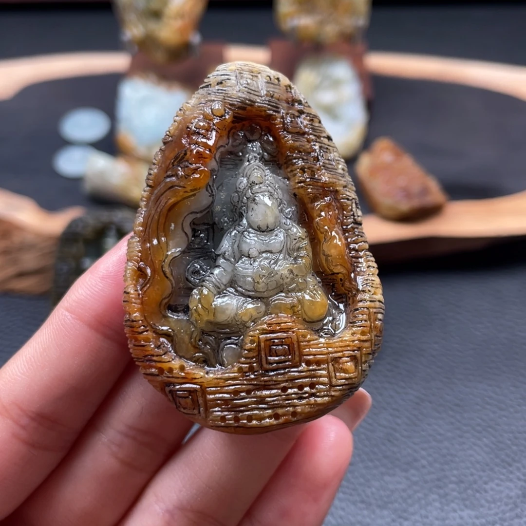 定制翡翠未镶嵌翡翠