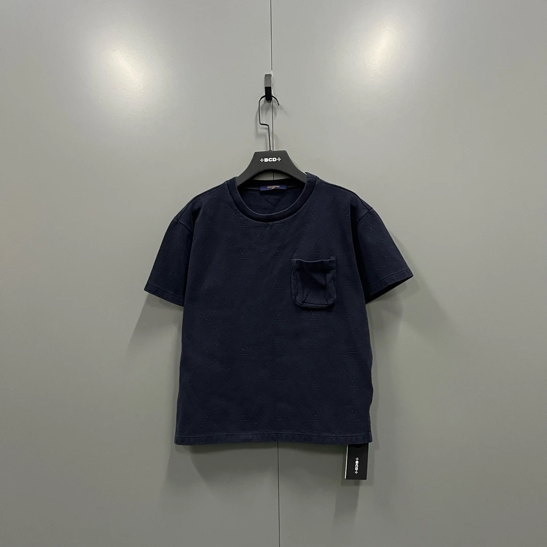95新 LouisVuitton/路易威登 （bb）203 藏青色老花口袋短袖 M码