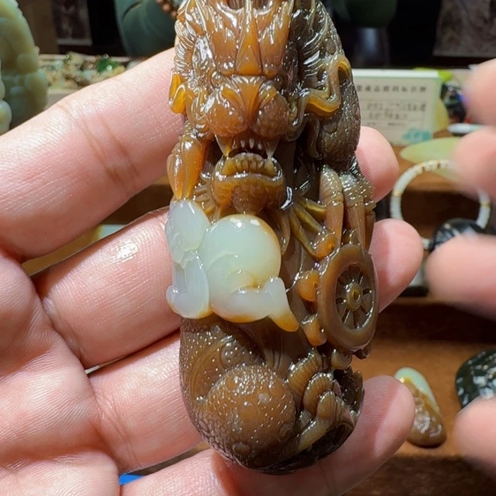 未镶嵌和田玉把件