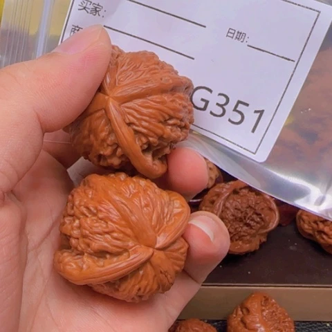 吊坠文玩核桃赵**?文玩