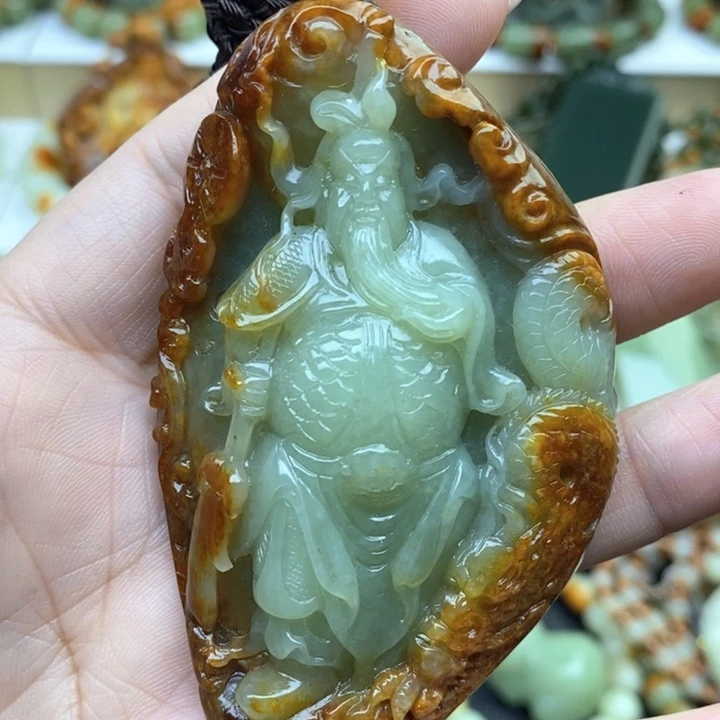 透闪石质玉未镶嵌把件