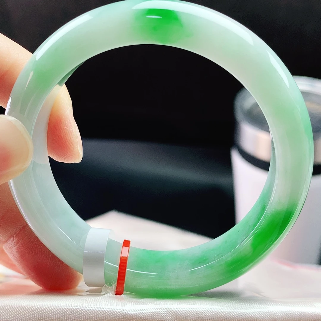 未镶嵌手镯翡翠54圈