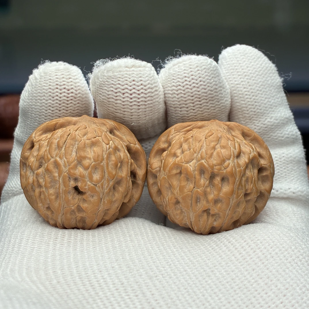 石子磨核桃，全品无修无药，32-33-28，24.5克