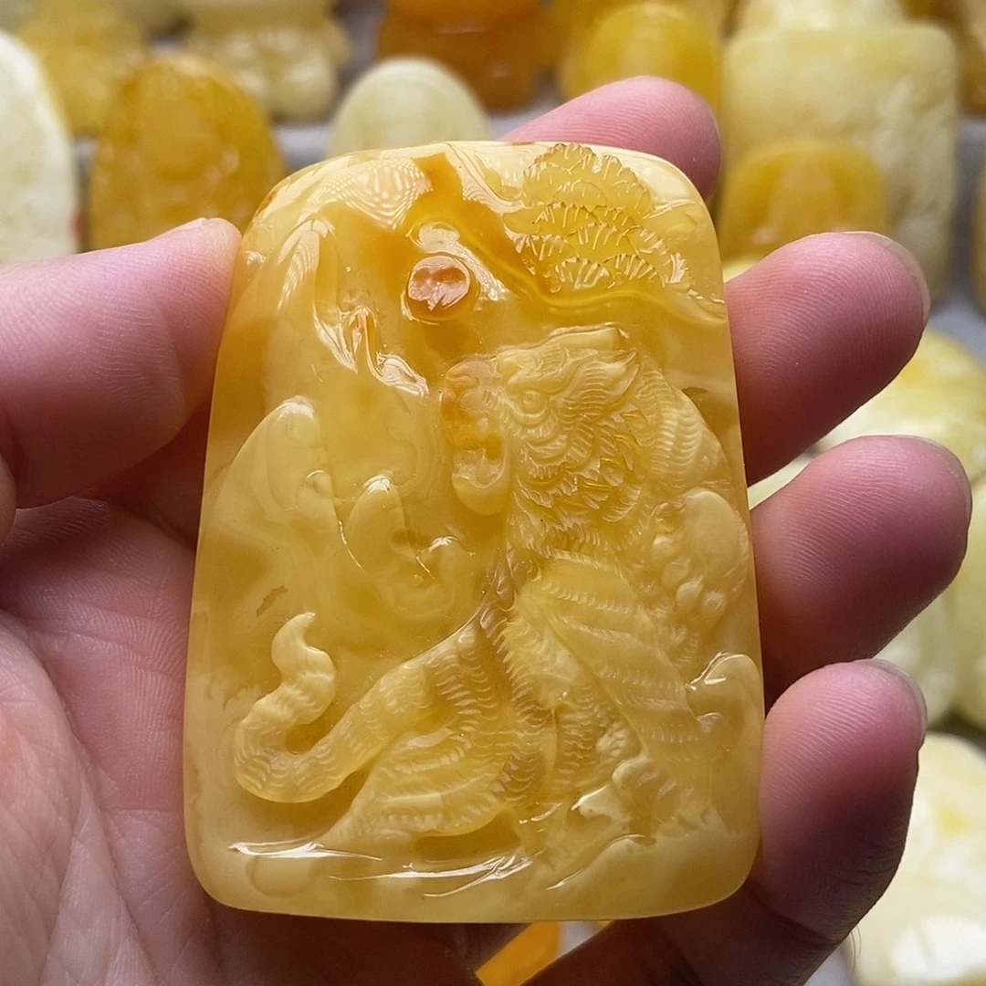 琥珀颈饰未镶嵌琥珀蜜蜡吊坠