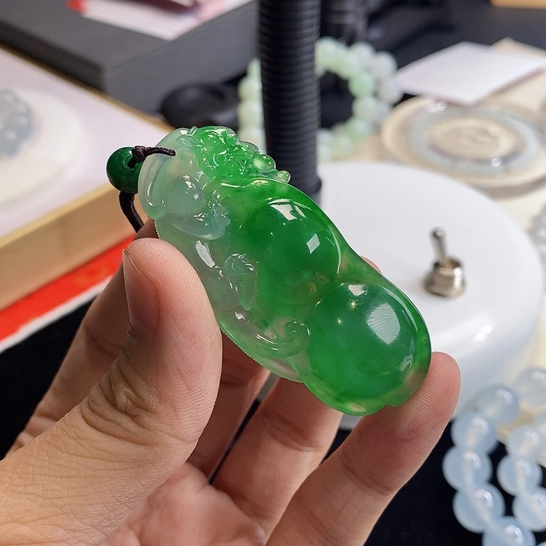 未镶嵌定制翡翠翡翠