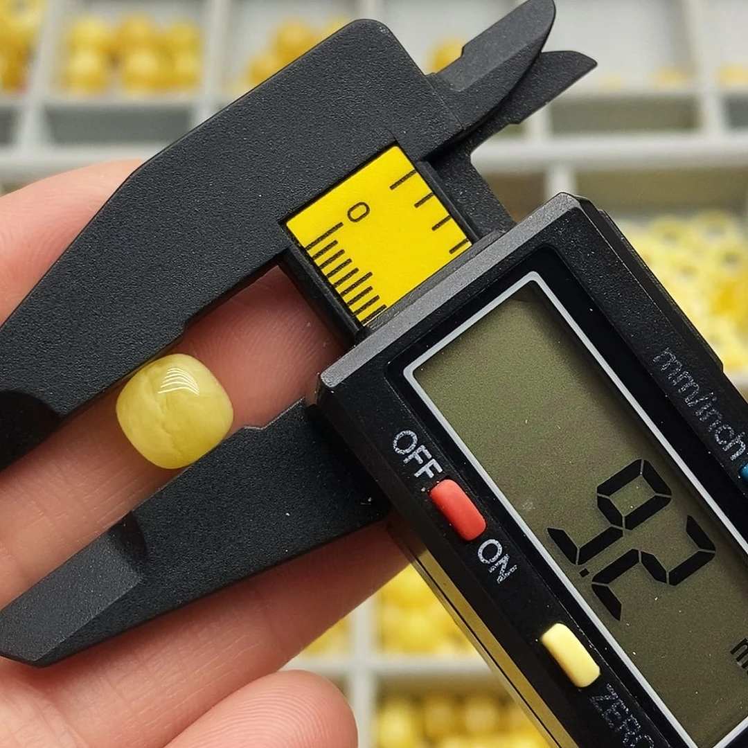 蜜蜡珠宝奇石未镶嵌2357