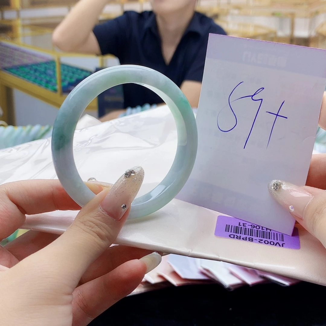 翡翠手镯未镶嵌0098766656