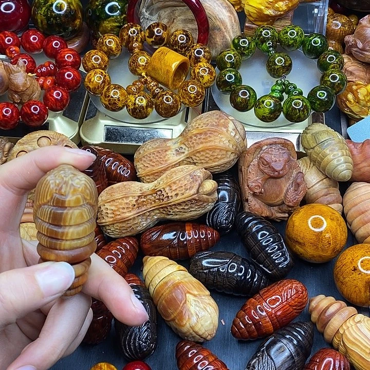 松木琥珀木文玩手串