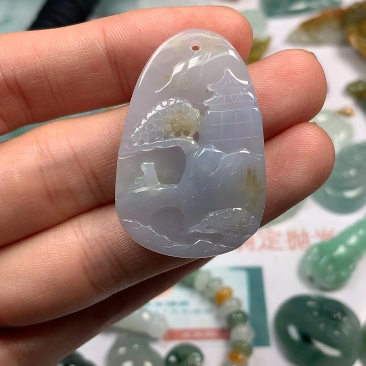 翡翠未镶嵌颈饰翡翠
