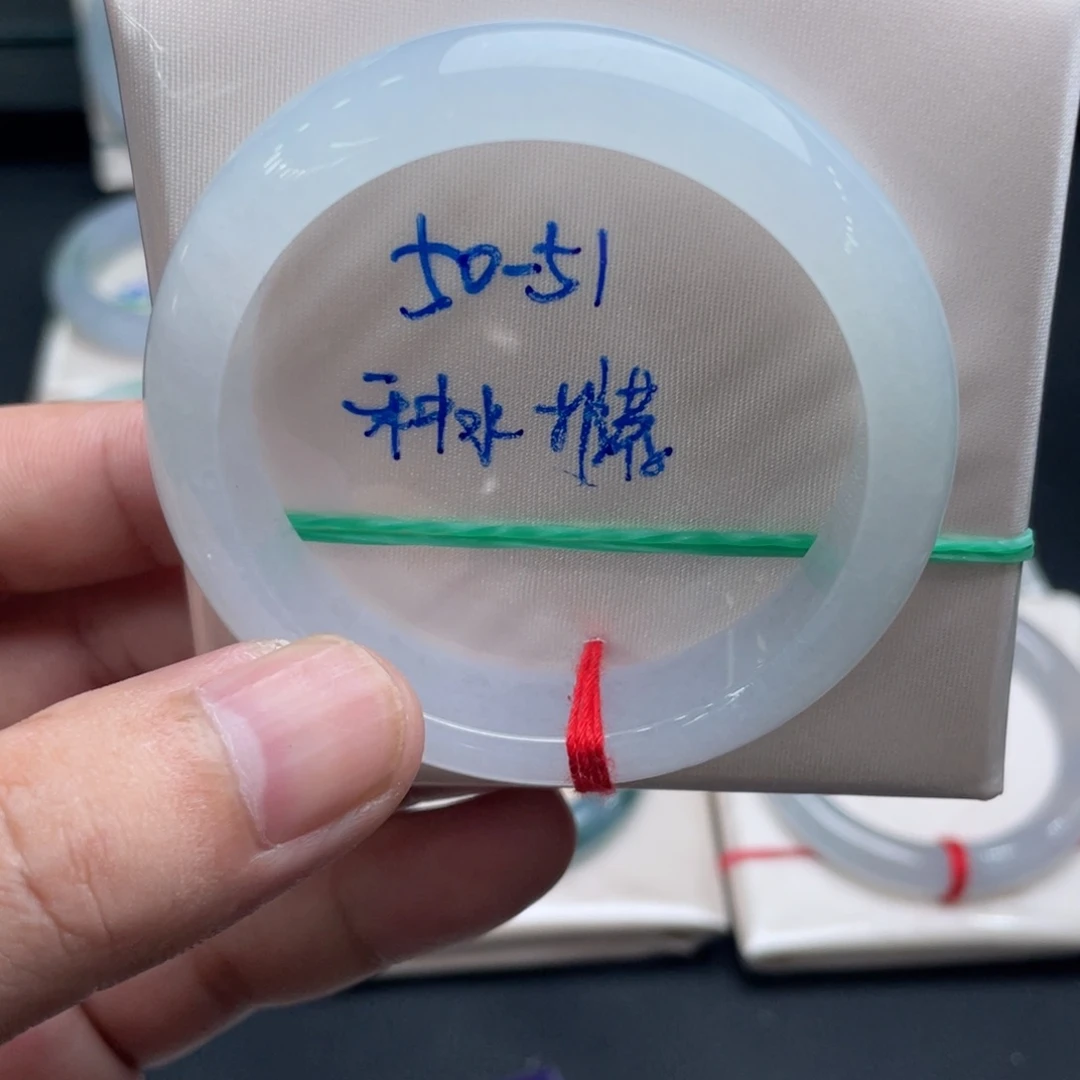 未镶嵌手镯翡翠翡翠手镯