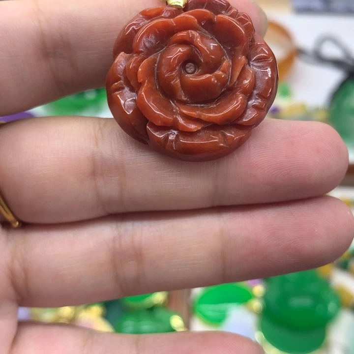 颈饰未镶嵌翡翠吊坠