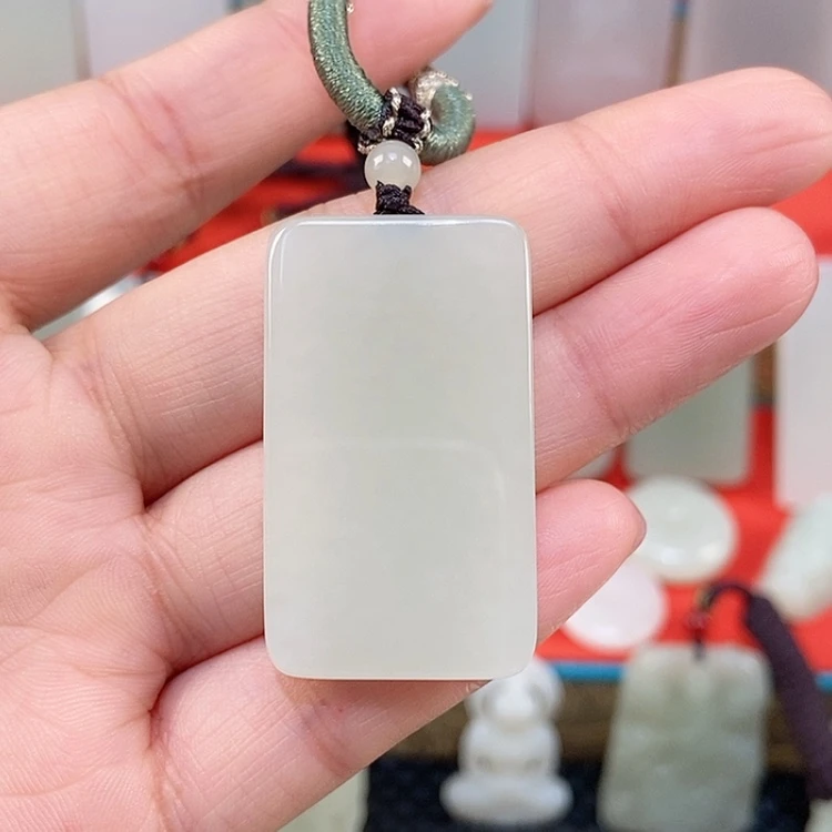 【闪购商品】颈饰未镶嵌和田玉