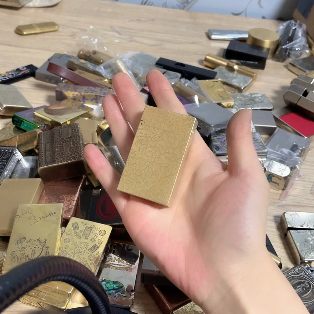 郑***T捡漏直播间福利打火机