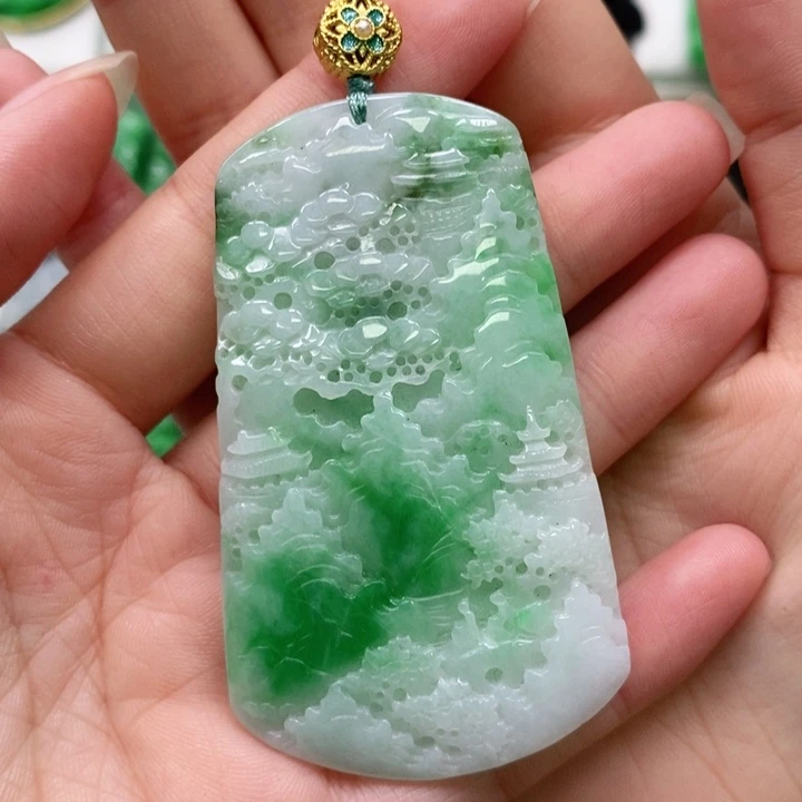 翡翠未镶嵌颈饰吊坠