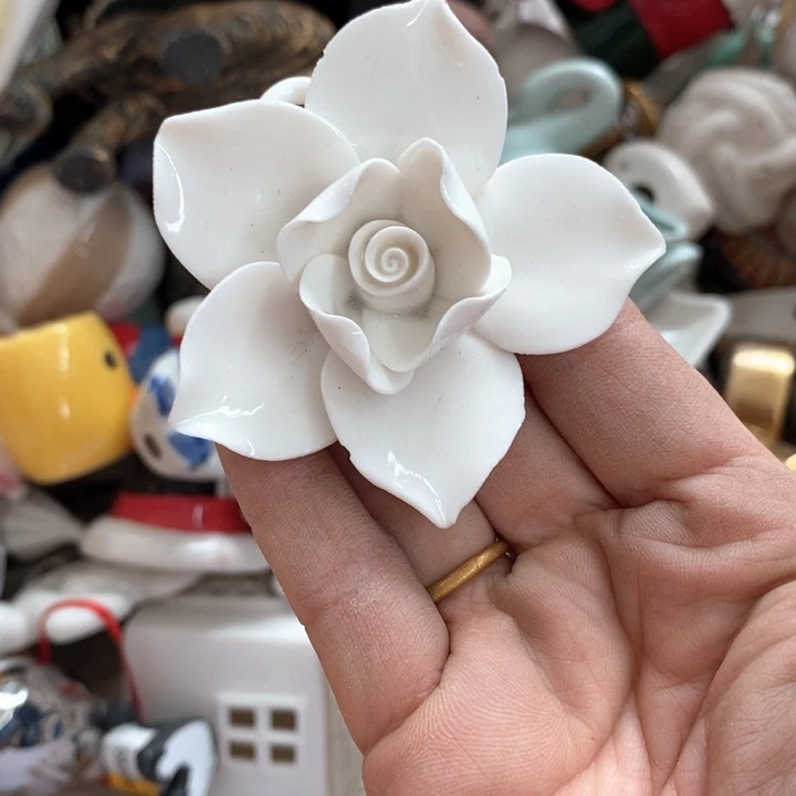 摆件陶瓷树脂材料