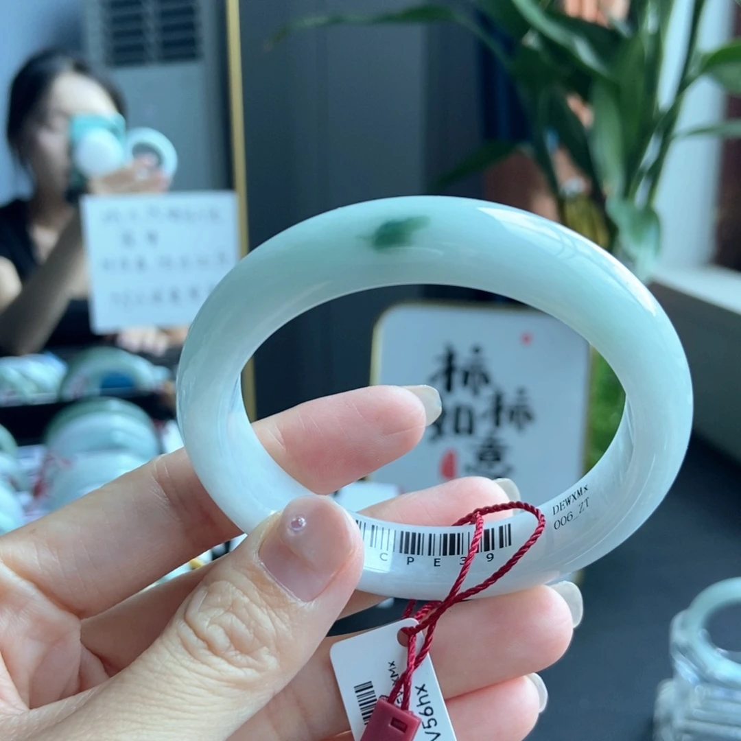 未镶嵌手镯翡翠56