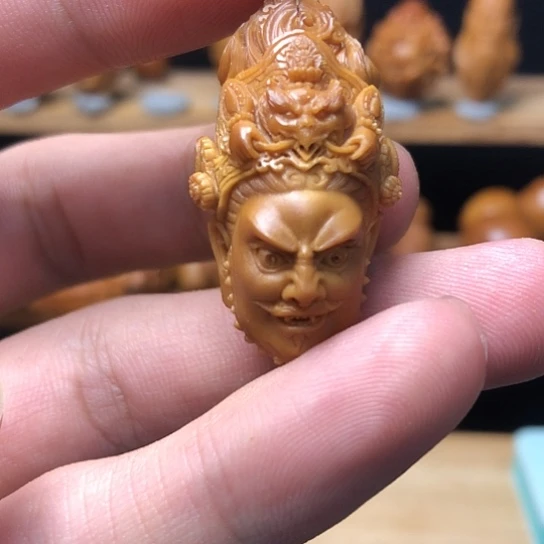 l****2橄榄核雕刻手串手链