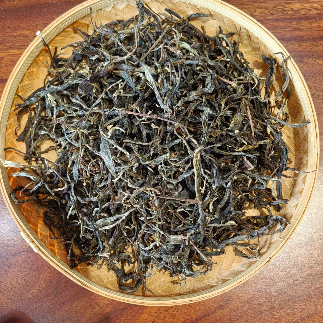 2024年 易武白茶园 200克 普洱生茶散茶【009】6月10日