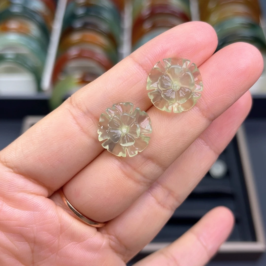 不***班蛇纹石玉未镶嵌手镯