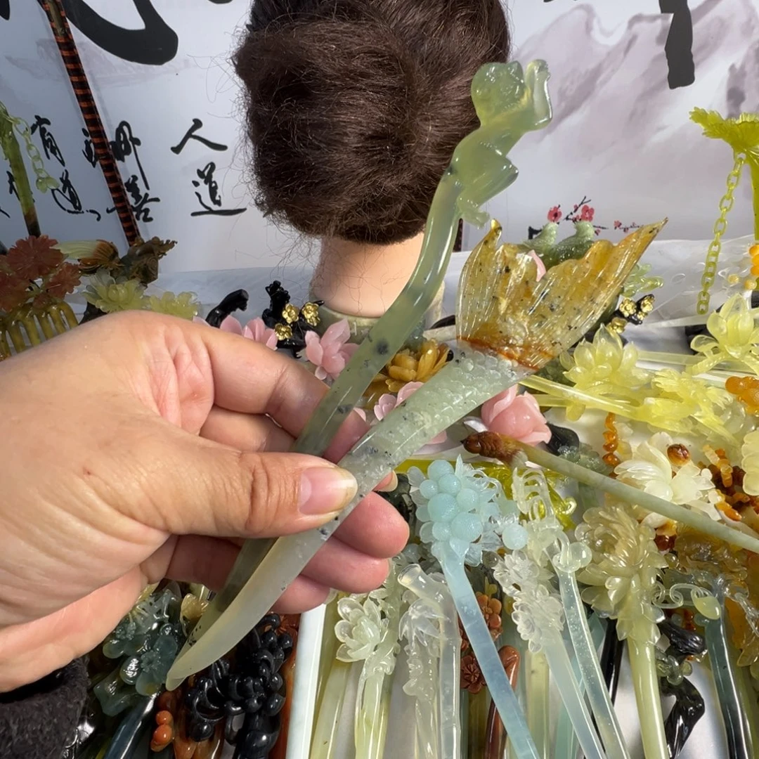 蛇纹石玉未镶嵌发饰