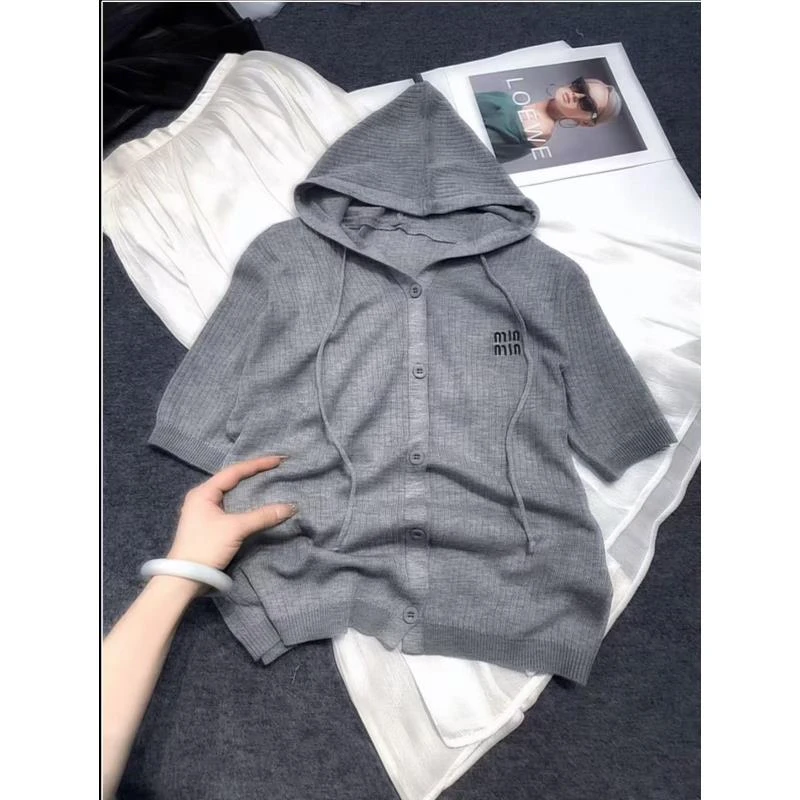 【赠运费补贴】极光百搭帽衫刺绣短袖266