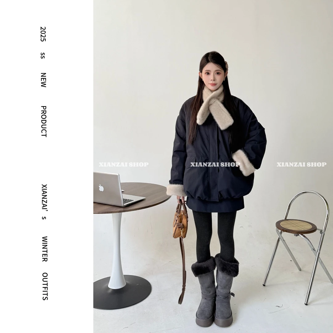 XIANZAI【塞纳河畔】冬季新款毛毛围巾圆领羽绒服外套短裙三件套装