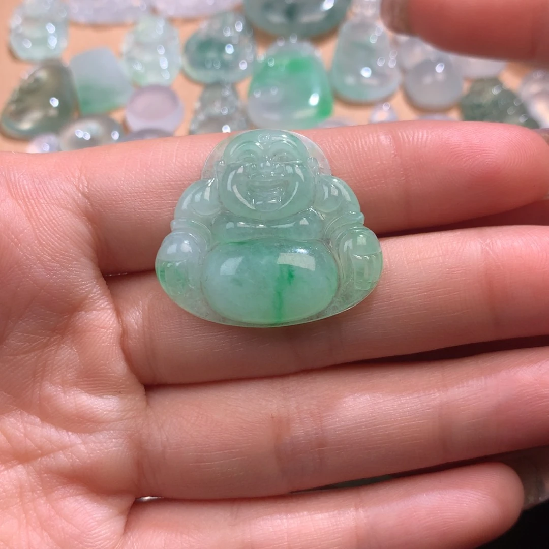 定制翡翠未镶嵌佛