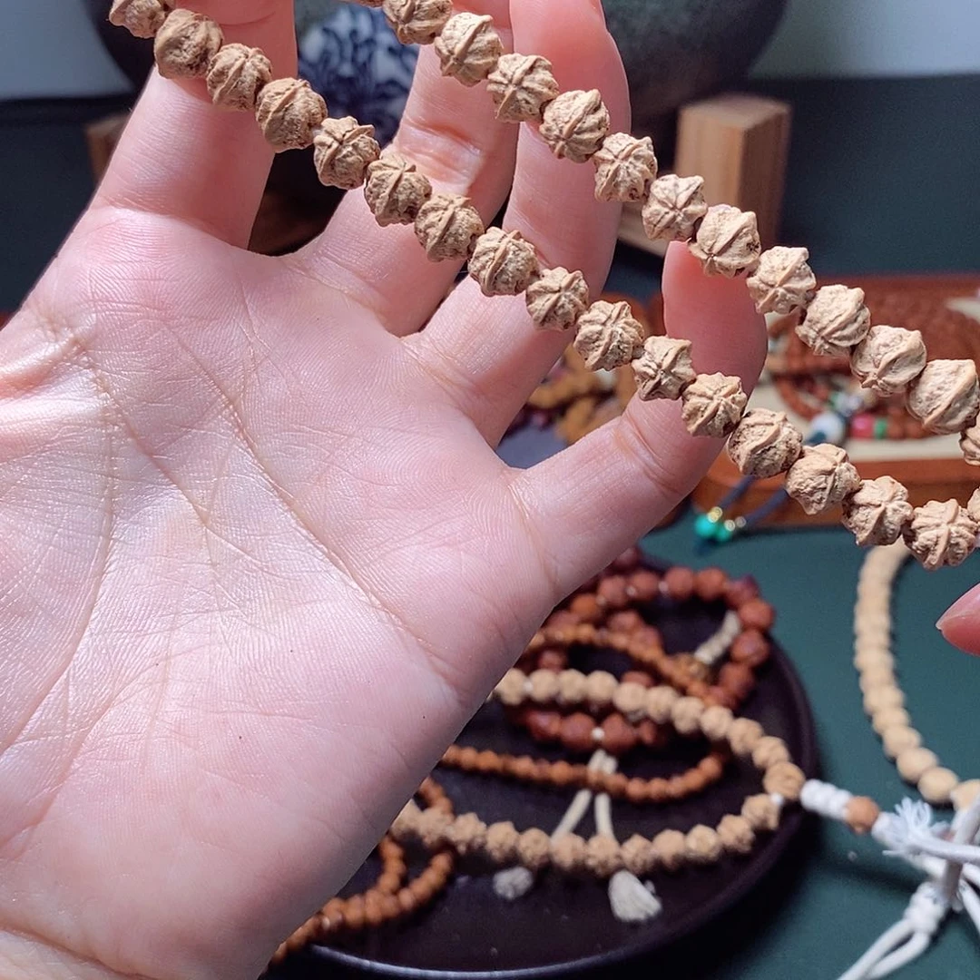 柏香籽/百香籽吊坠238.8莲花