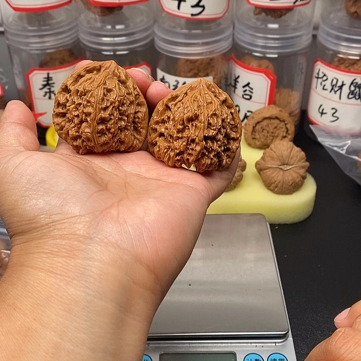 吊坠文玩核桃南疆石44