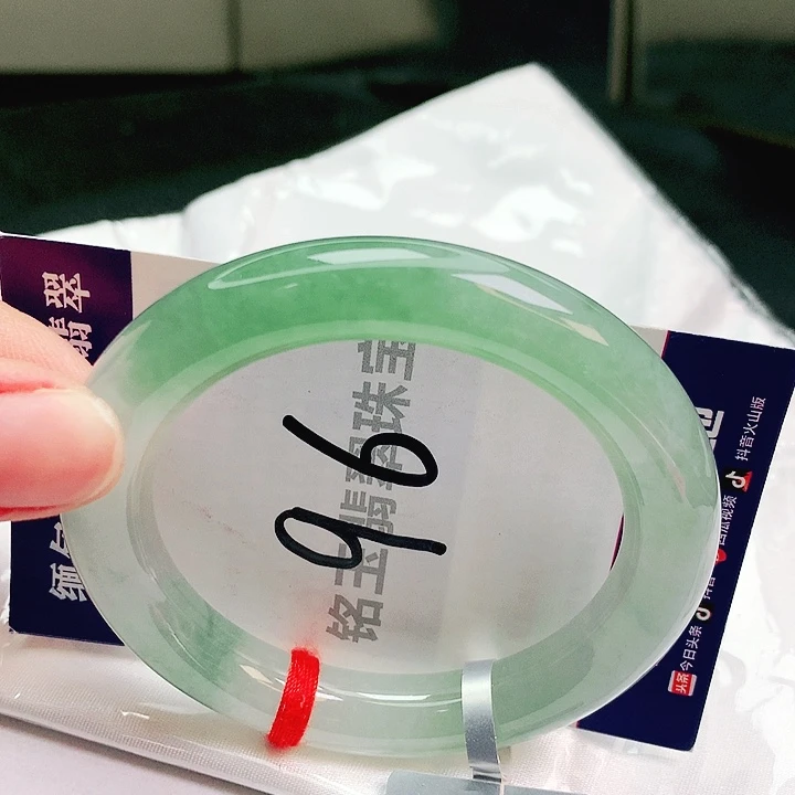翡翠未镶嵌手镯缅甸天然a货翡翠手镯