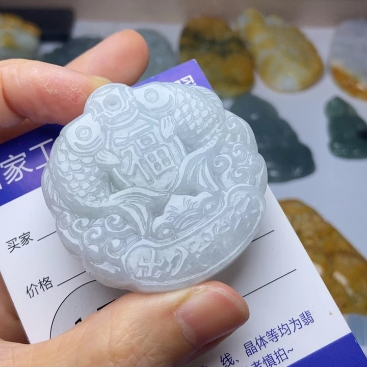 翡翠未镶嵌颈饰翡翠