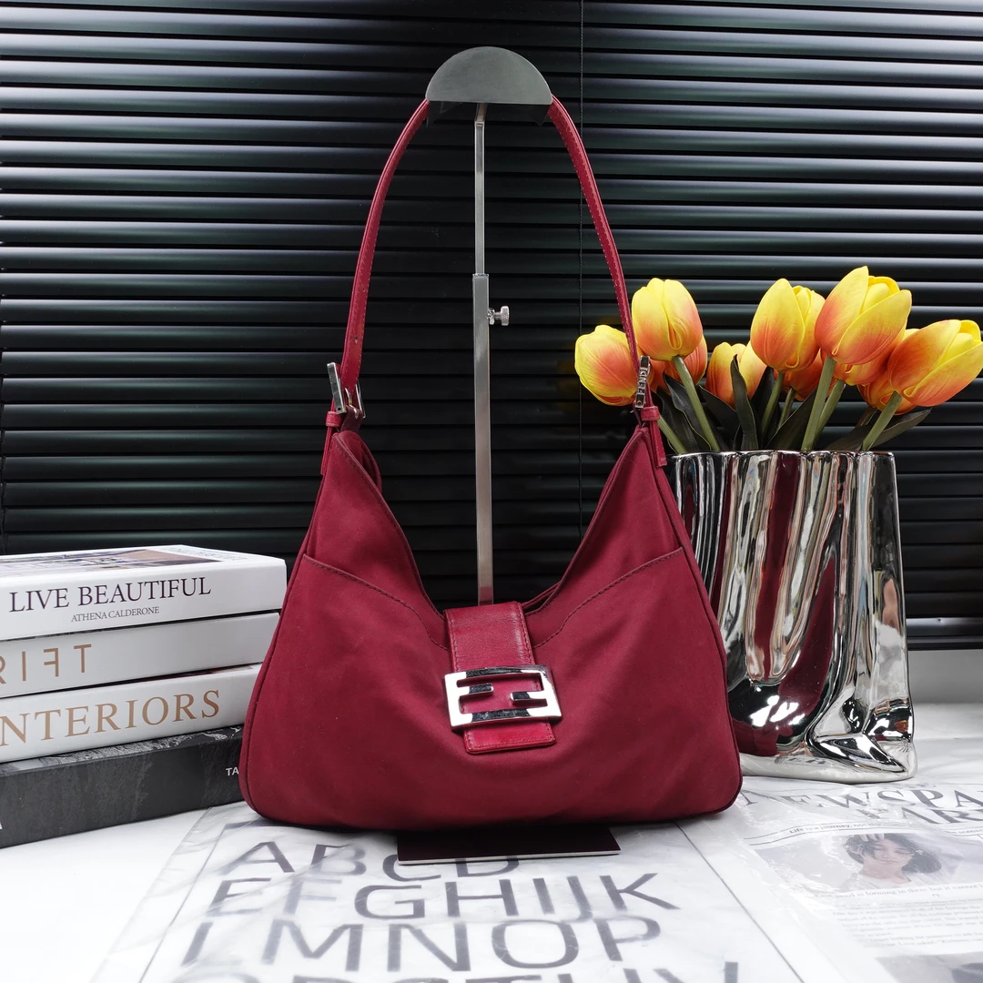 95新 FENDI/芬迪 单肩包/T10258978