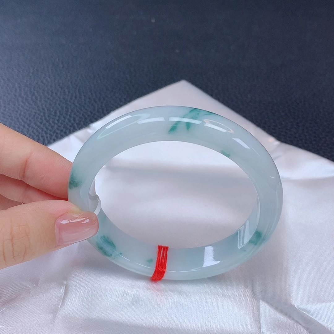 翡翠手镯未镶嵌翡翠661041