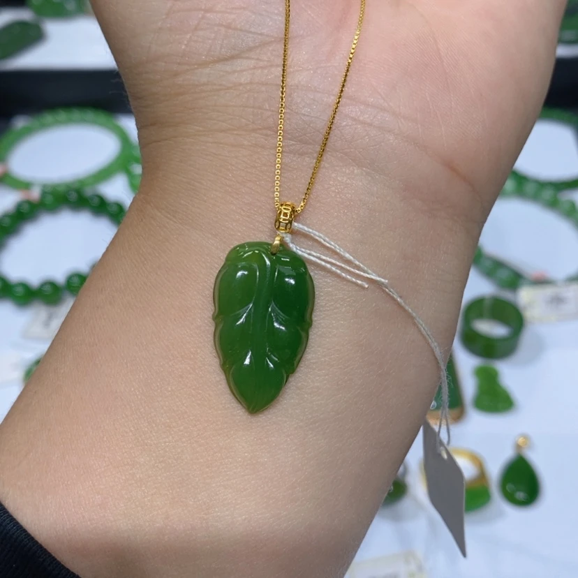 【闪购商品】和田玉（碧玉）未镶嵌颈饰