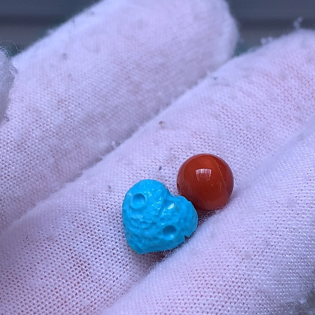 南红玛瑙未镶嵌珠宝奇石