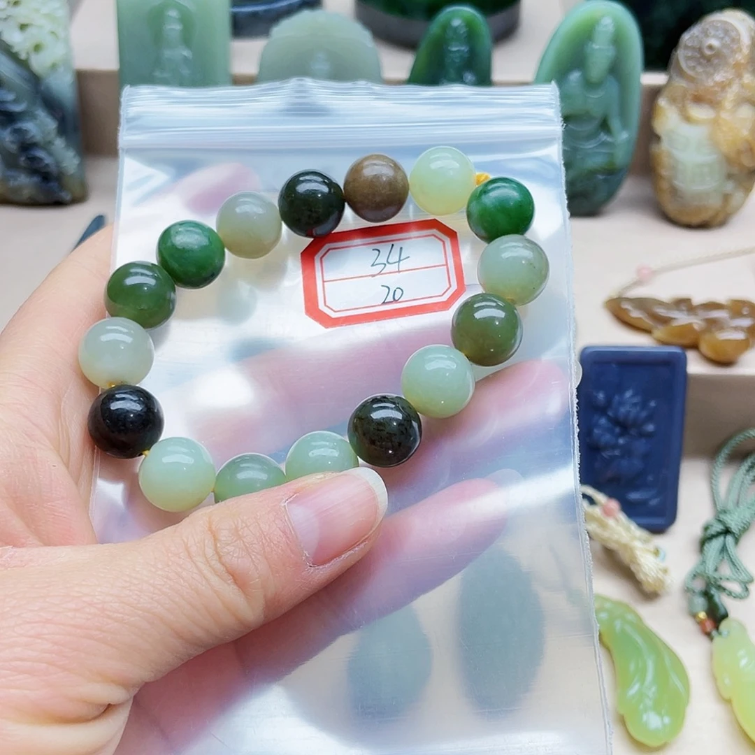 未镶嵌和田玉挂件