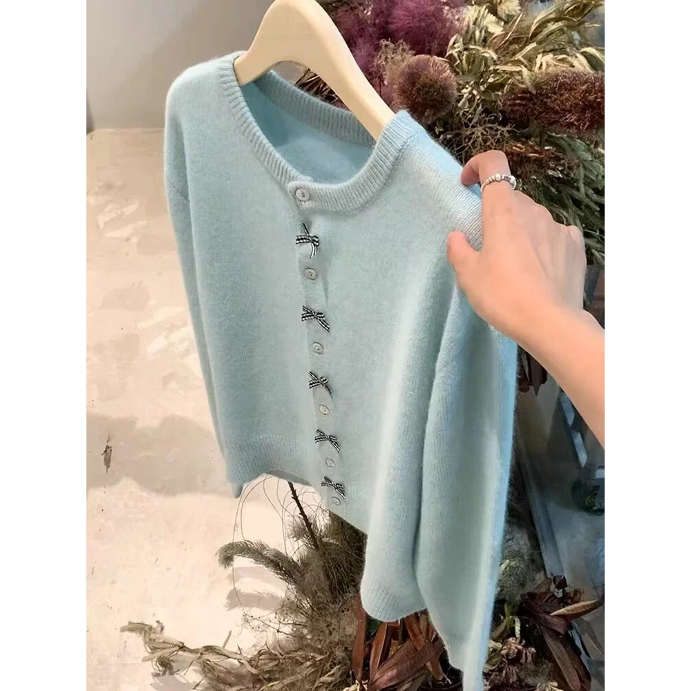 奶呼呼小香风蓝色针织开衫外套春秋蝴蝶结毛衣外穿浣熊绒软糯上衣