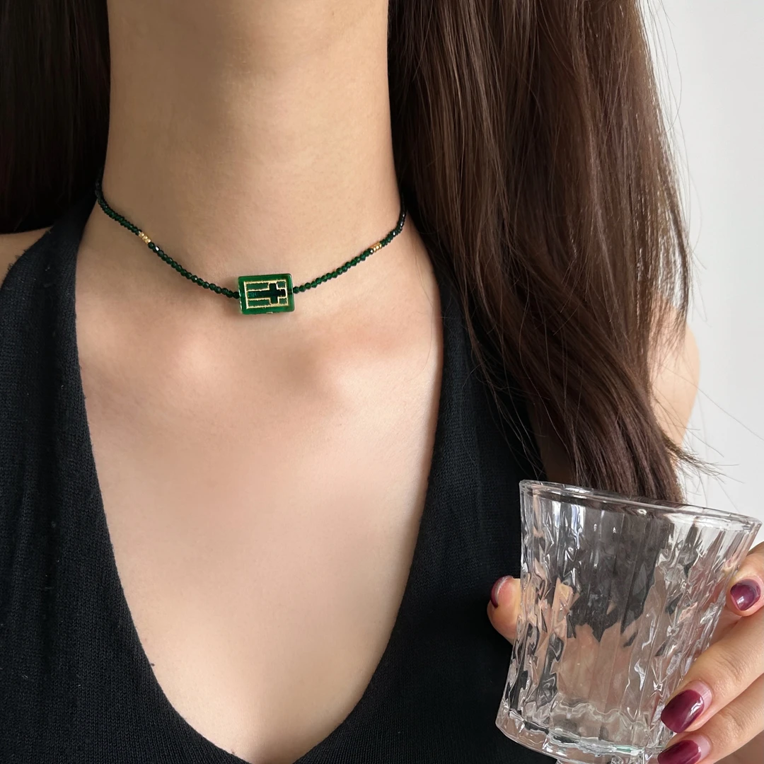 非金属亚克力项链 X5874-1小众百搭时尚高级感绿色方块十字架项链