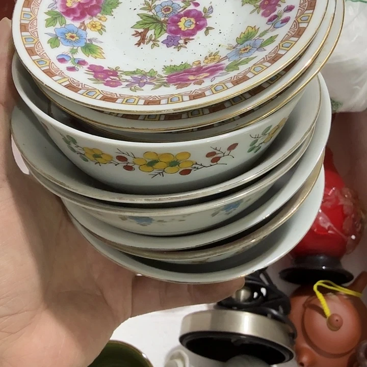 德***和扇子给哈哈哈哈哈哈哈姐姐扭扭捏捏