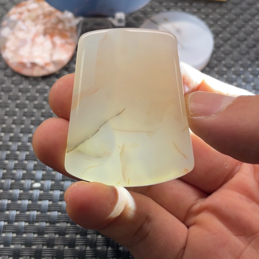 俺***下玛瑙/玉髓未镶嵌颈饰