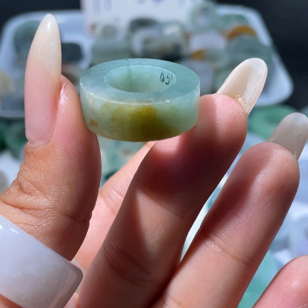 定制翡翠未镶嵌天然翡翠6-13圈