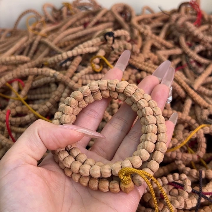 y***e吊坠柏香籽/百香籽