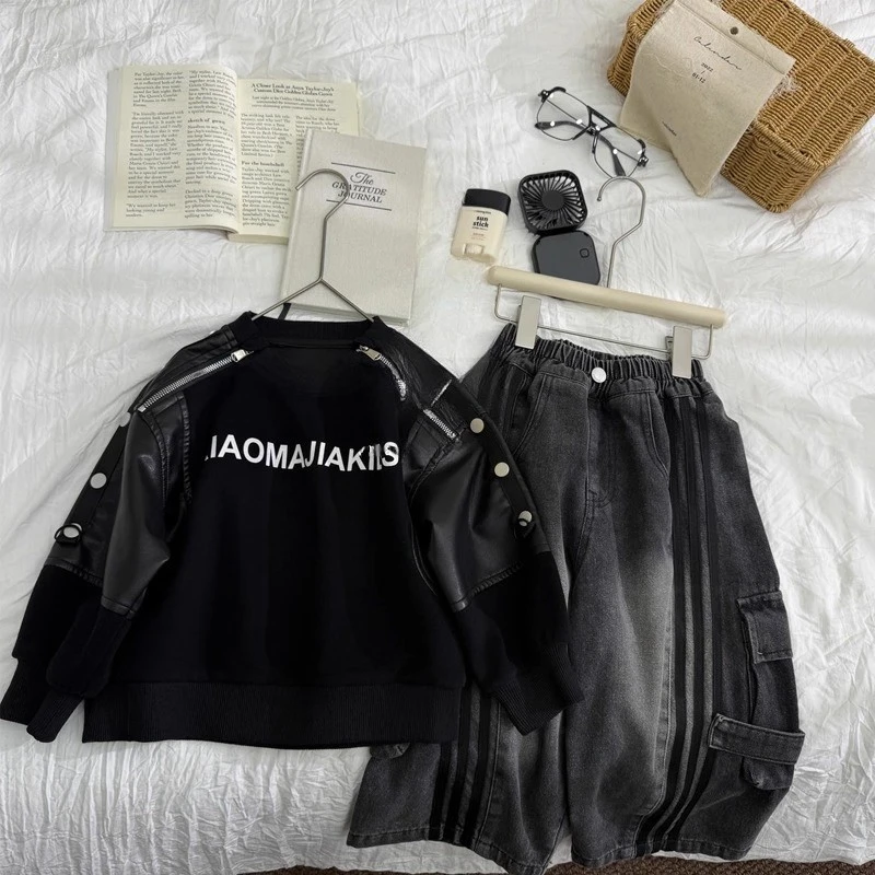 儿童2025秋款套头纯色字母韩版单排扣拼色卫衣秋冬男童皮衣两件套