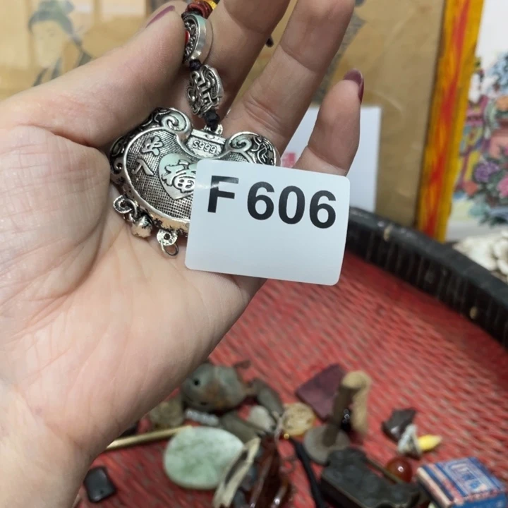 三***子摆件直播间火爆热销